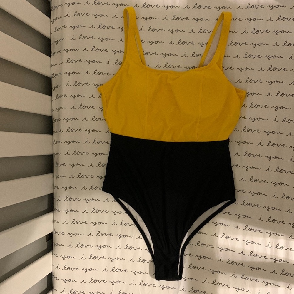 Cupshe One Piece Yellow and Black Colorblock Swimsuit